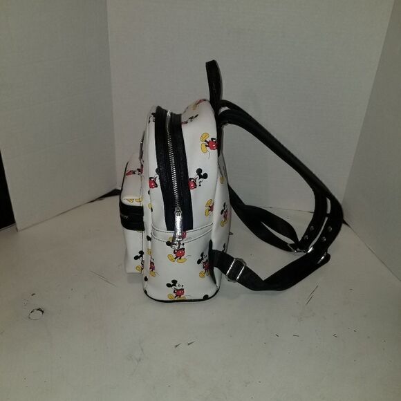 CLASSIC VINTAGE | Disney Mickey Mouse Loungefly Backpack medium size Pre-owned